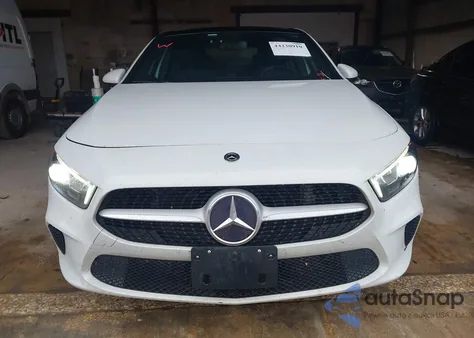 2020 Mercedes-Benz A 220 4Matic z USA, uszkodzony, nr VIN WDD3G4FB1LW040670